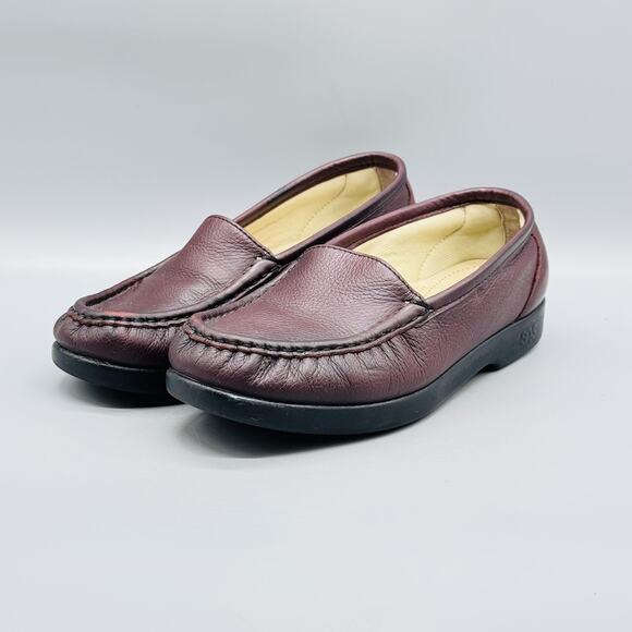 SAS Shoes Womens 6.5 WW Burgundy Leather Tripad Comfort Loafers Slip On Moc Toe - Picture 3 of 11